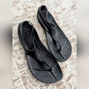 Crocs Serena Thong Sandal Size 8 Black